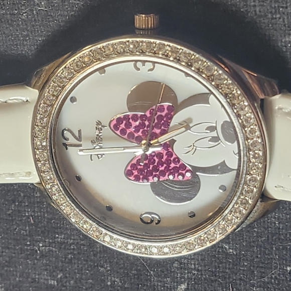Vintage Disney Minnie Mouse Watch ICED out - Picture 3 of 7